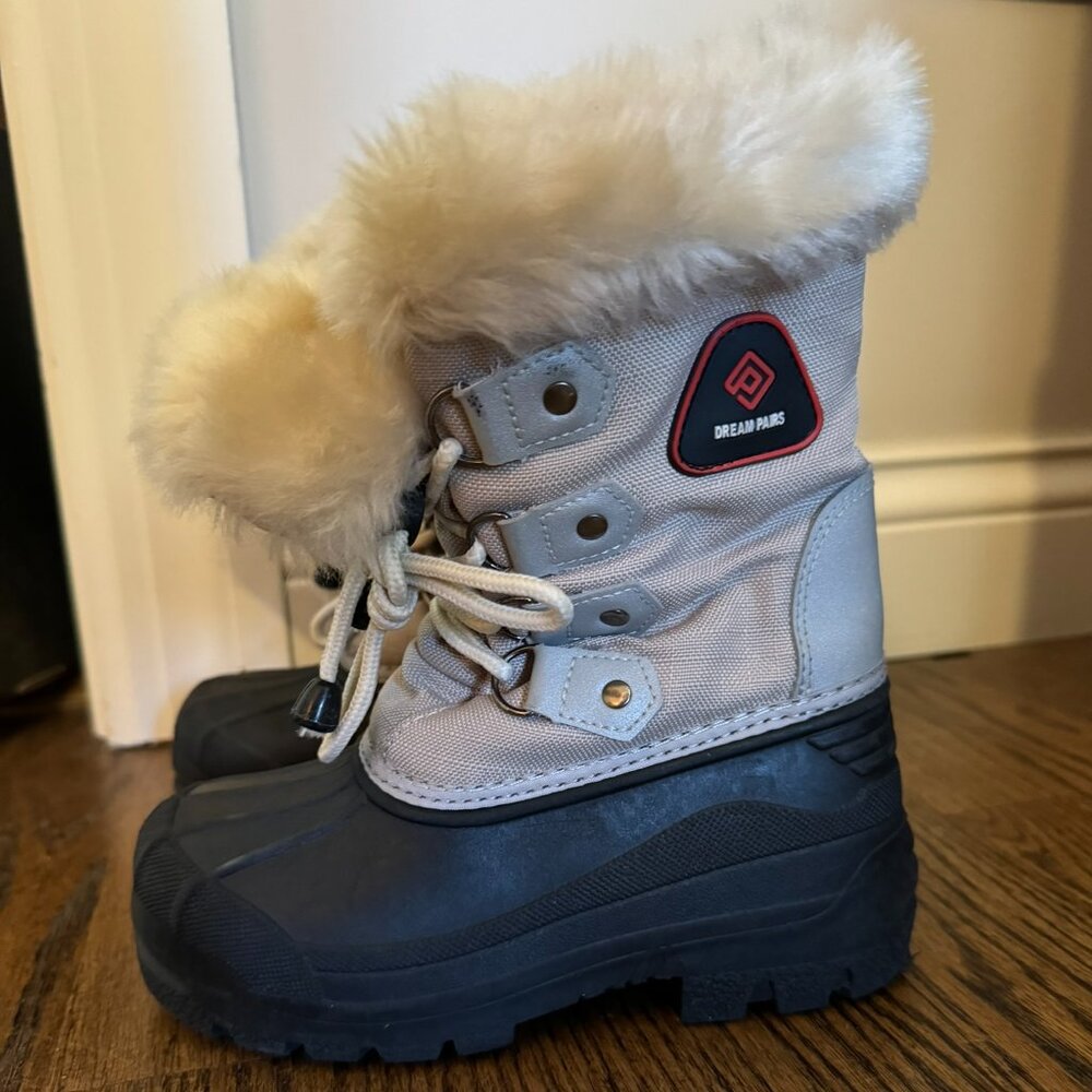 Girls Thinsulate Winter Boots - Size 11